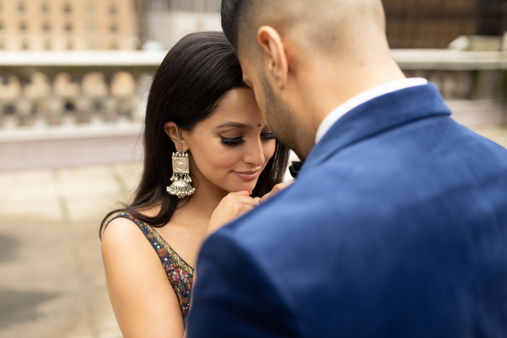 A Simple Yet Utterly Romantic PreWedding Shoot With Bride In A Sabyasachi Saree!